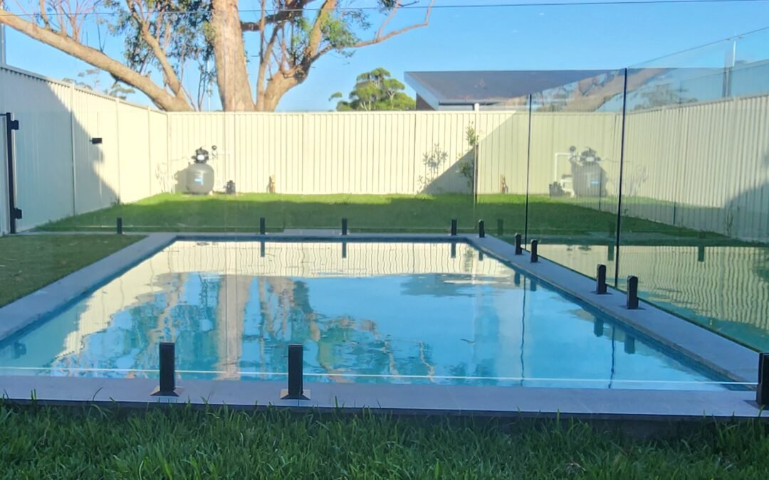 Glass Pool Fences Sydney: Benefits, Cleaning and Long-Term Care